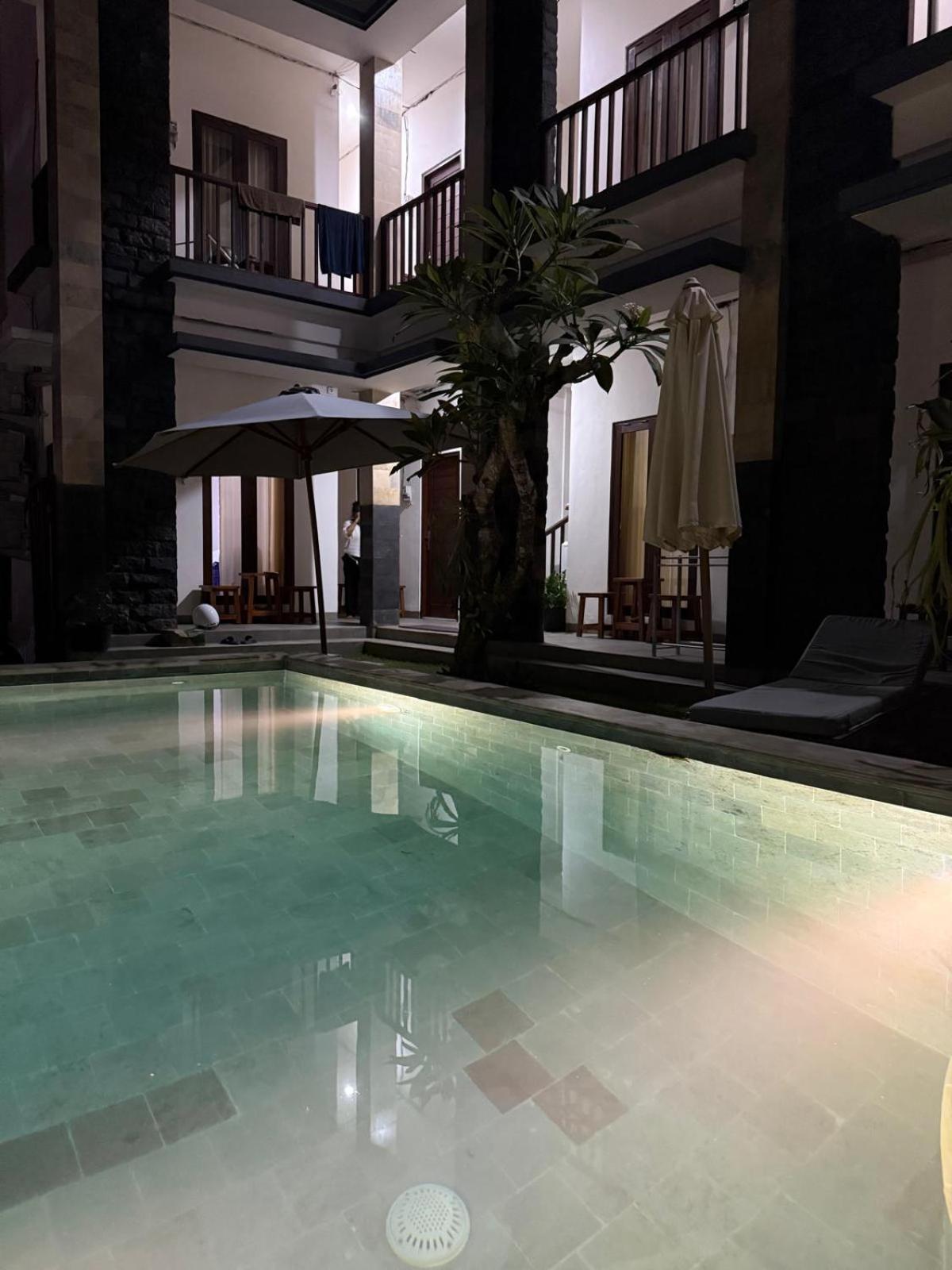 Ken Ken Guest House Seminyak Eksteriør billede